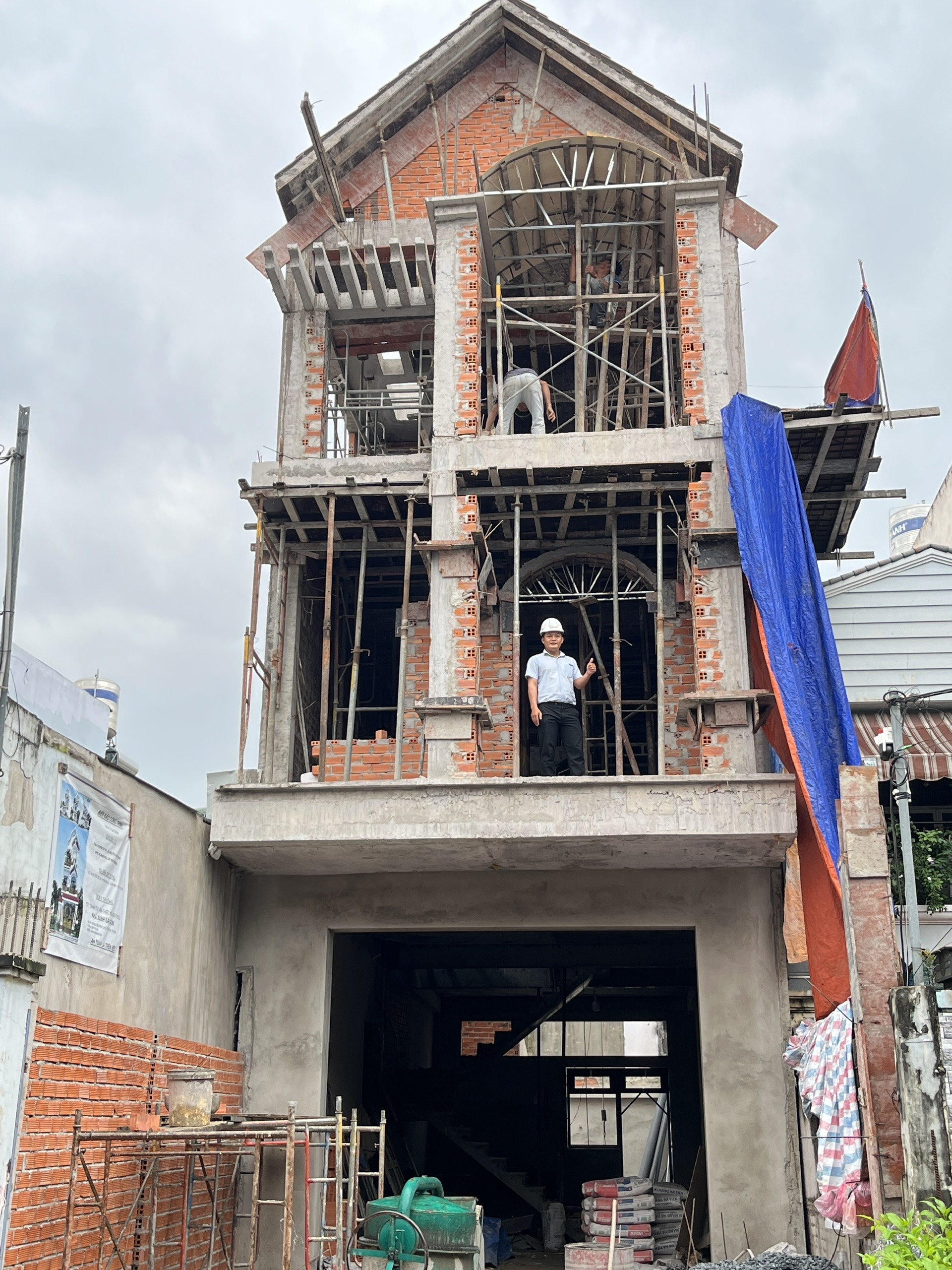 Kiến trúc sư nhà xanh sài gòn xây nhà phố trọn gói chuyên nghiệp.